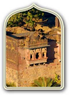 Achalgarh Fort monumenti mount-abu rajasthan