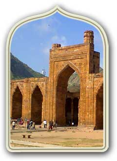 Adhai-Din Ka Jhonpra monumenti Ajmer